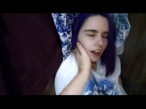 ❤️ Lorg mi mo sis anns a’ chlòsaid agus chuidich i cum ️  Pornagrafaidheachd breagha  aig gd.oldsex.ru
